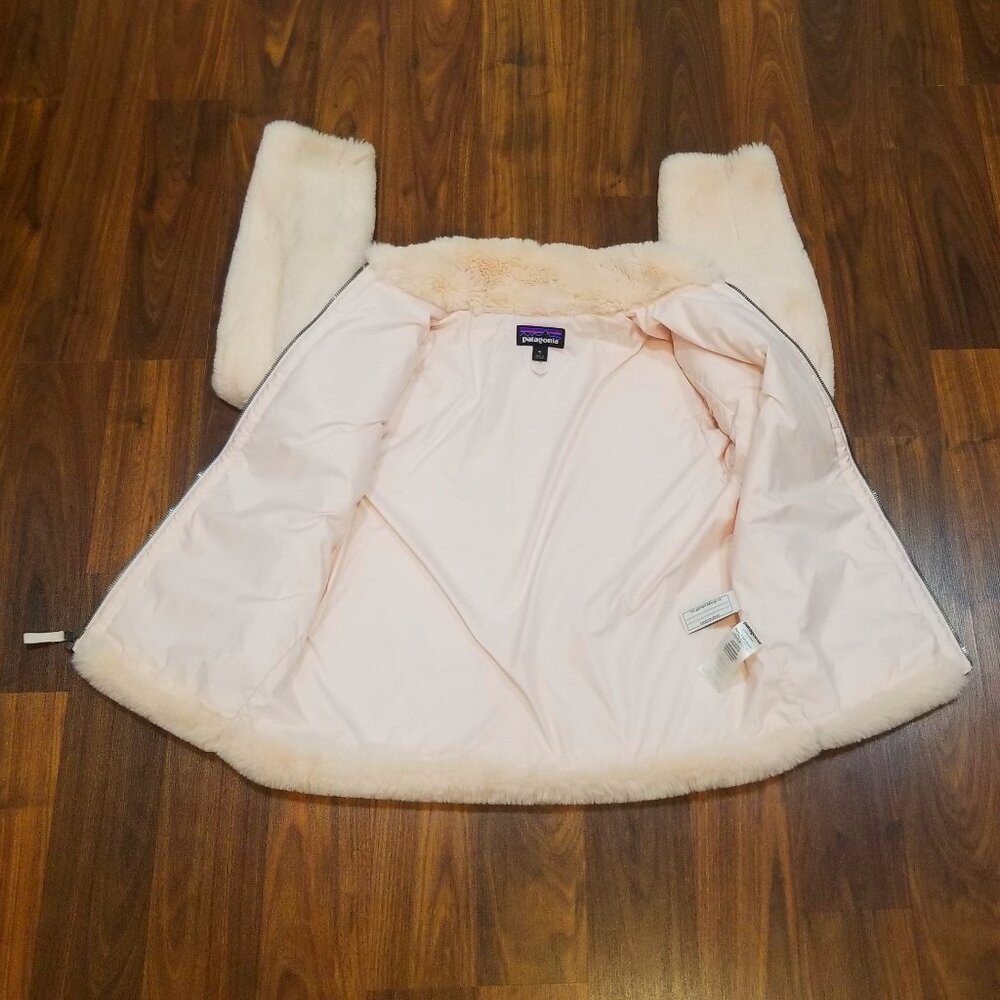 Girls' Patagonia Lunar Frost Jacket, Size XL (14), EUC                HOST PICK - Picture 8 of 16